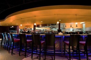 Bar (trong khuôn viên)