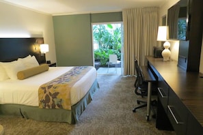 Room - Oasis Hotel & Conv. Center, Ascend Hotel Collection (Springfield)