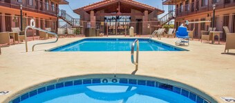 Quality Inn Benson I-10 Exit 304