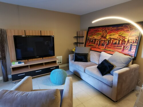 Perfect one bedroom in Central District close to Swedish Cherry Hill and SU