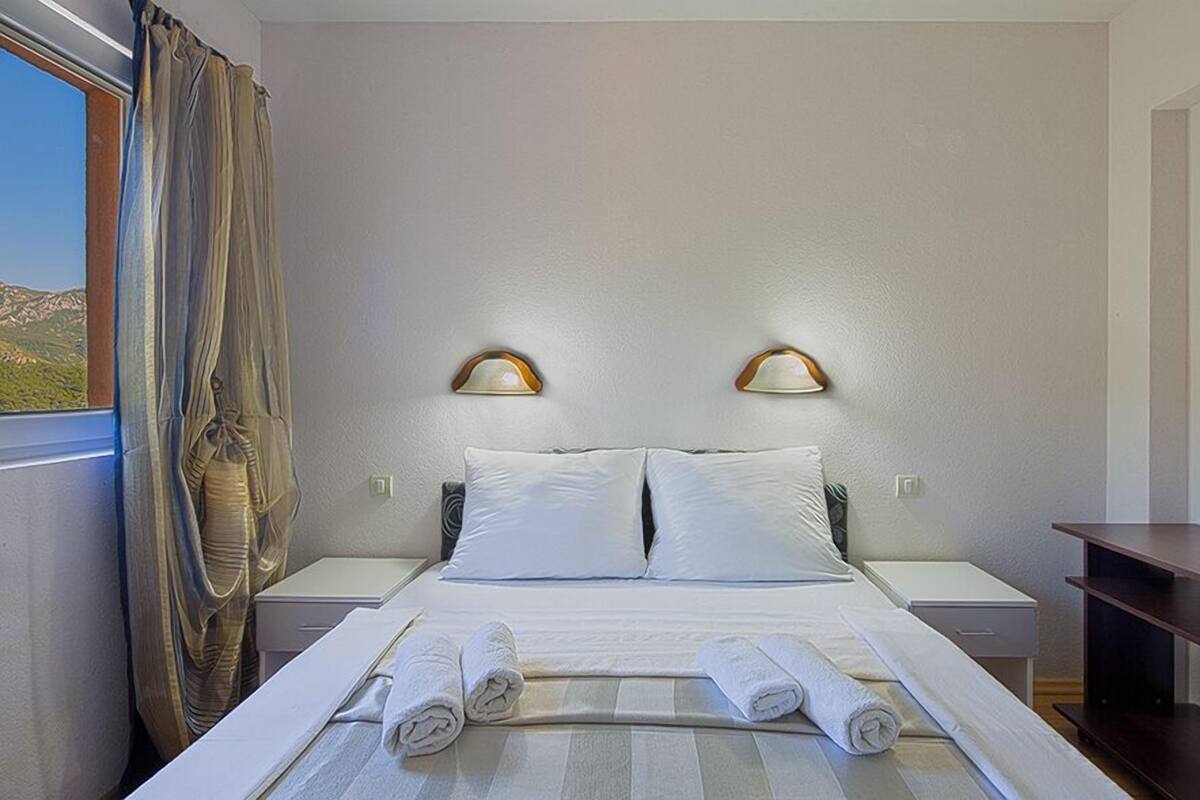 1 habitación, minibar, escritorio y sistema de insonorización