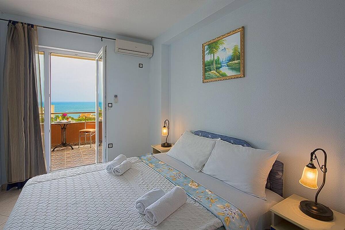 1 habitación, minibar, escritorio y sistema de insonorización