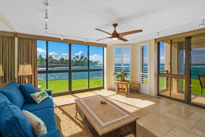 Kuhio Shores Oceanfront Corner Unit