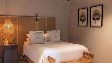 Premium-rum - 2 dubbelsängar - icke-rökare | 1 sovrum, allergitestade sängkläder och värdeförvaringsskåp på rummet