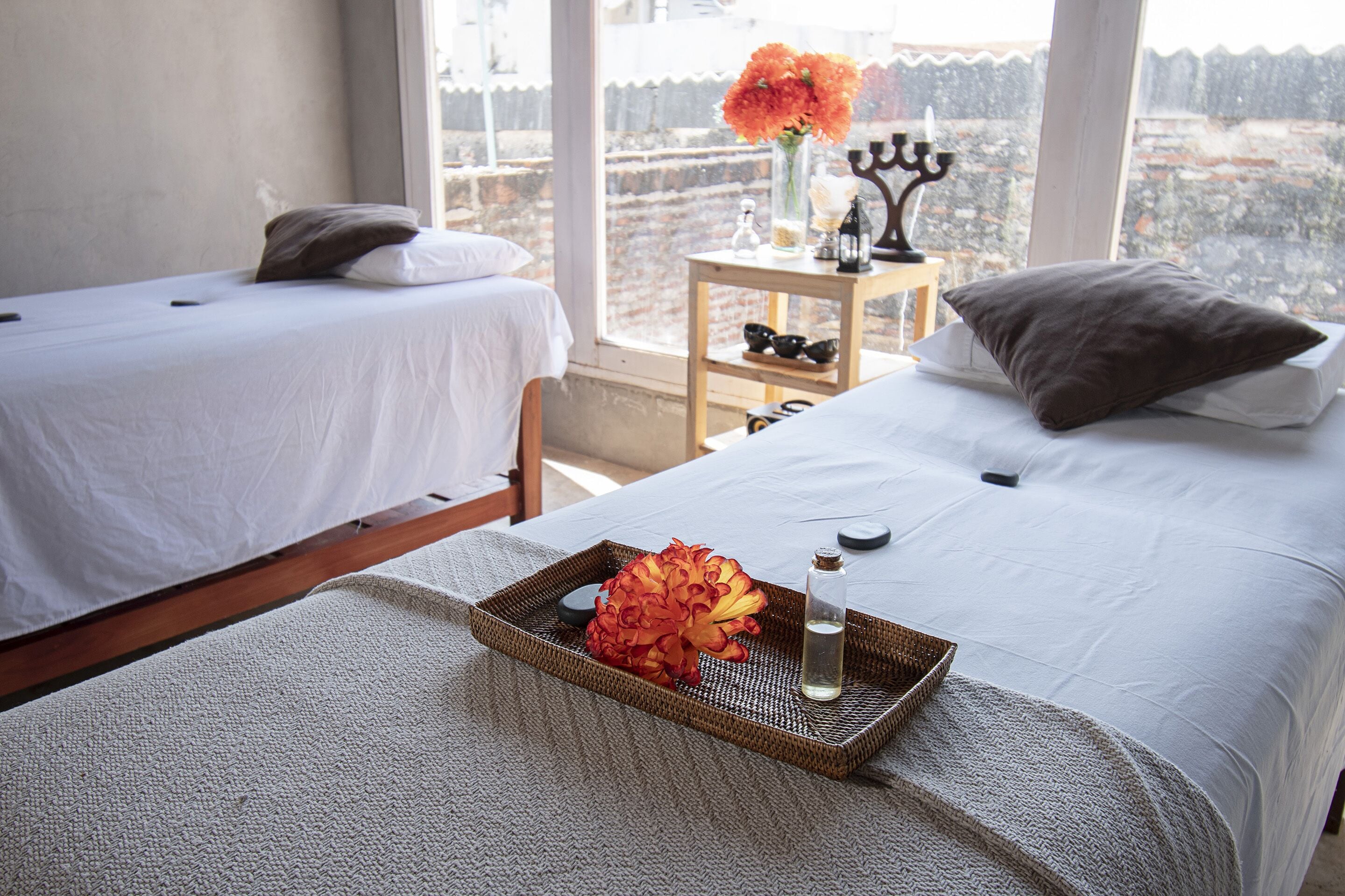 couples treatment room(s), massages