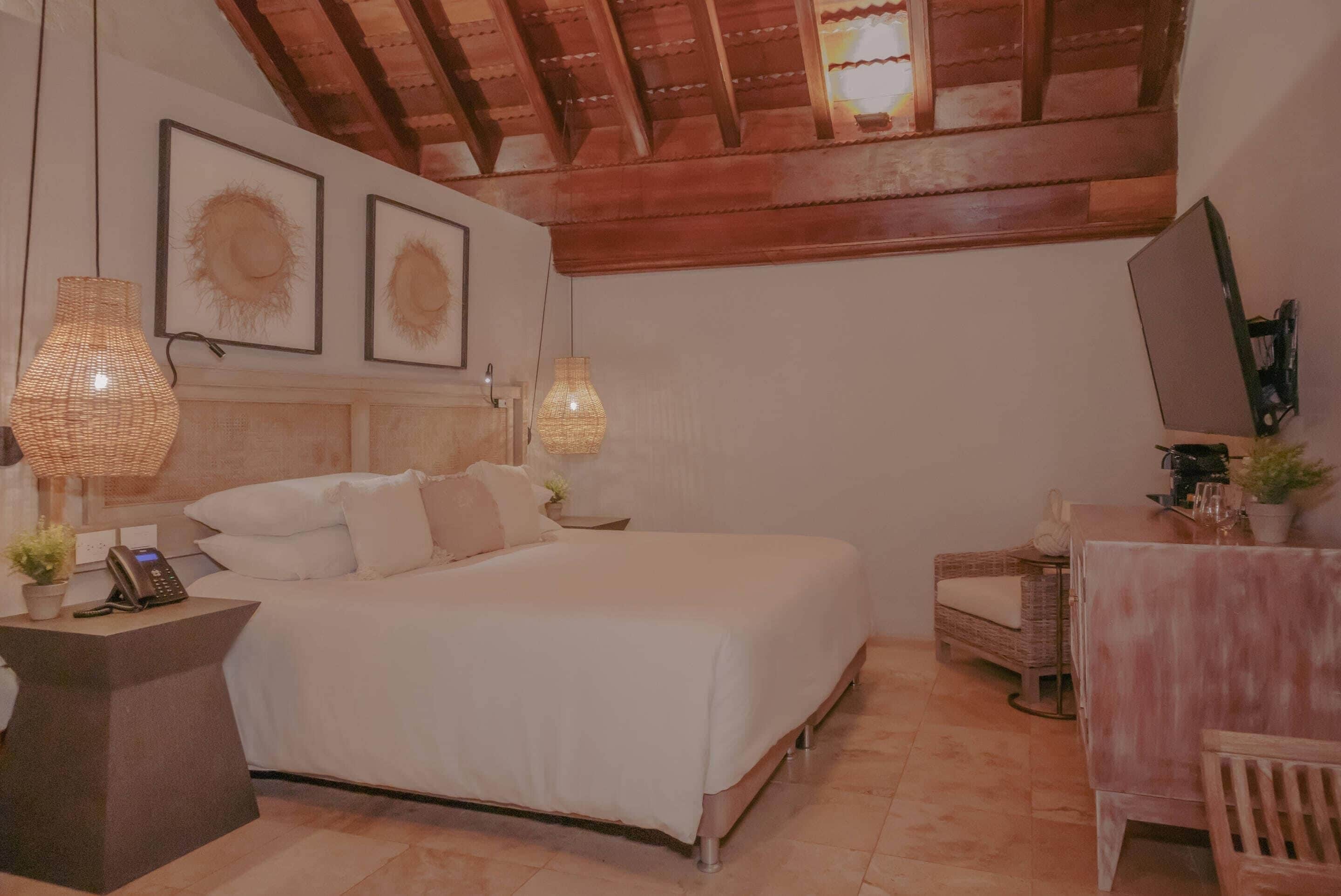 Zimmer, 1 King-Bett, Nichtraucher | Allergikerbettwaren, Zimmersafe, Verdunkelungsvorhänge