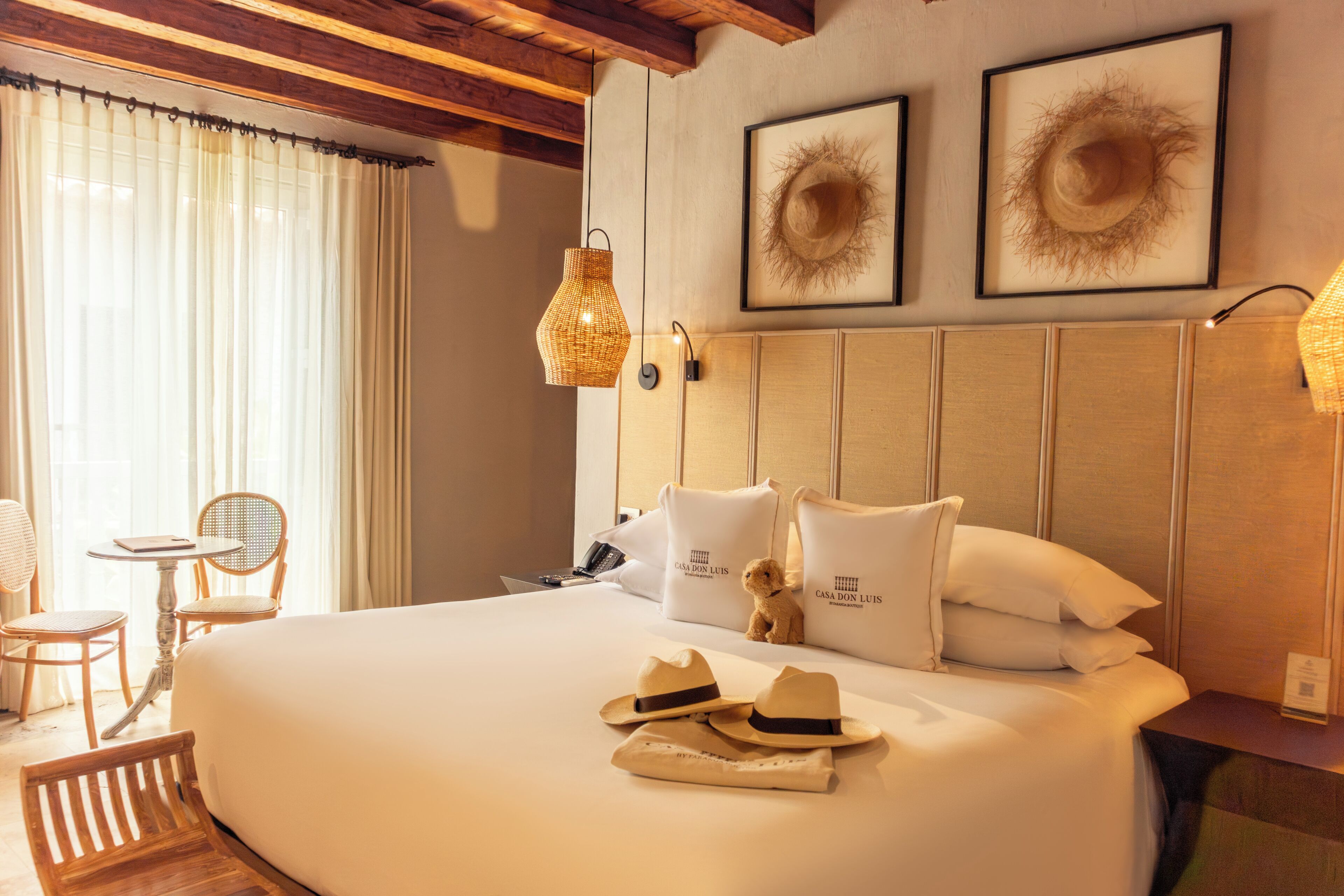 Premium Room, 1 King Bed, Non Smoking | Hypo-allergenic bedding, in-room safe, blackout drapes, soundproofing