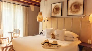 1 King Bed, Premium Room