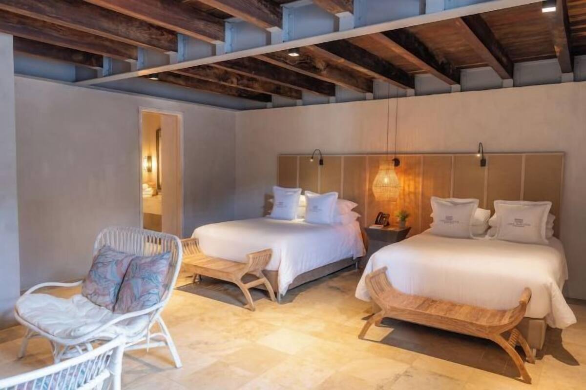 1 bedroom, hypo-allergenic bedding, in-room safe, blackout drapes