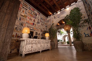 Hall