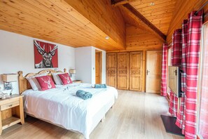 5 Schlafzimmer, Bügeleisen/Bügelbrett, WLAN, Bettwäsche