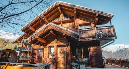 Chalet Chaleureux for 12/14 persons