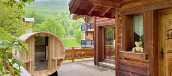 Chalet for 12/14 people with sauna at the foot of the slopes