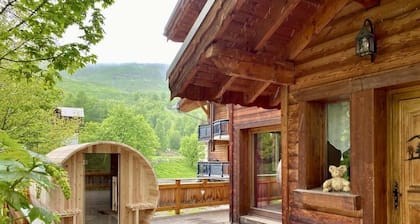 Chalet for 12/14 people with sauna at the foot of the slopes