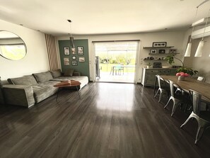 Interior - Bright villa with landscaped garden in Provence (GRÉOUX-LES-BAINS)