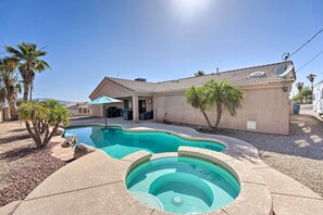 Pool - Pool + Jacuzzi: Lake Havasu Home! (Lake Havasu City)