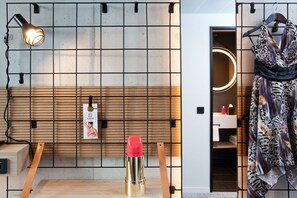 Espace de travail pour ordinateur portable, chambres insonorisées