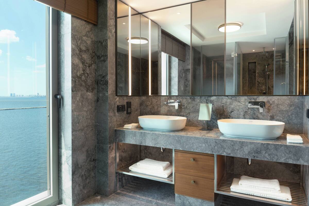 junior suite, 1 double bed, sea view | bathroom | shower, rainfall showerhead, free toiletries, hair dryer