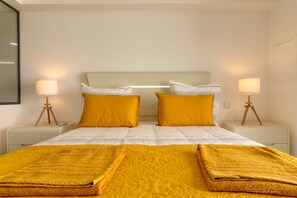 4 bedrooms, iron/ironing board, travel cot, free WiFi