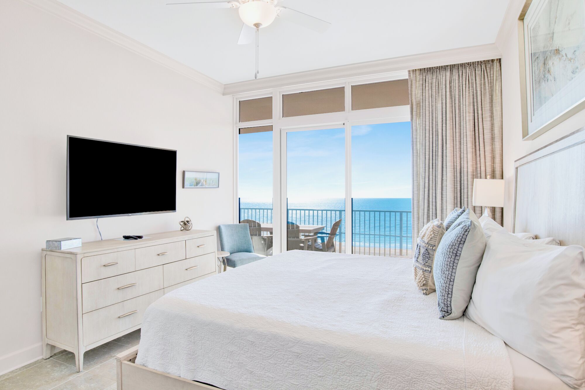 4 chambres, fer et planche à repasser, Wi-Fi gratuit, draps fournis