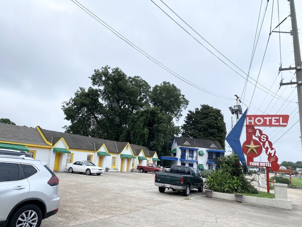 Fachada da propriedade