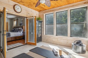 5 bedrooms, in-room safe, iron/ironing board, travel cot