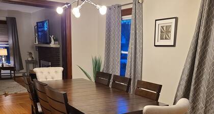 Midway between Saratoga Springs and Lake George