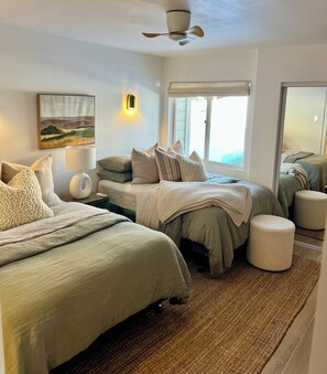 3 bedrooms, desk, iron/ironing board, free WiFi - Sun Valley Corner Unit Condo - REMODELED 2024! (Sun Valley)