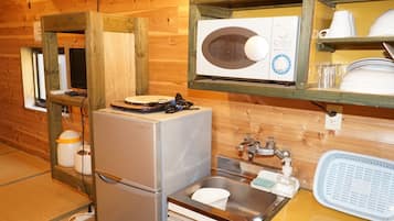 Fridge, microwave, cookware/dishes/utensils