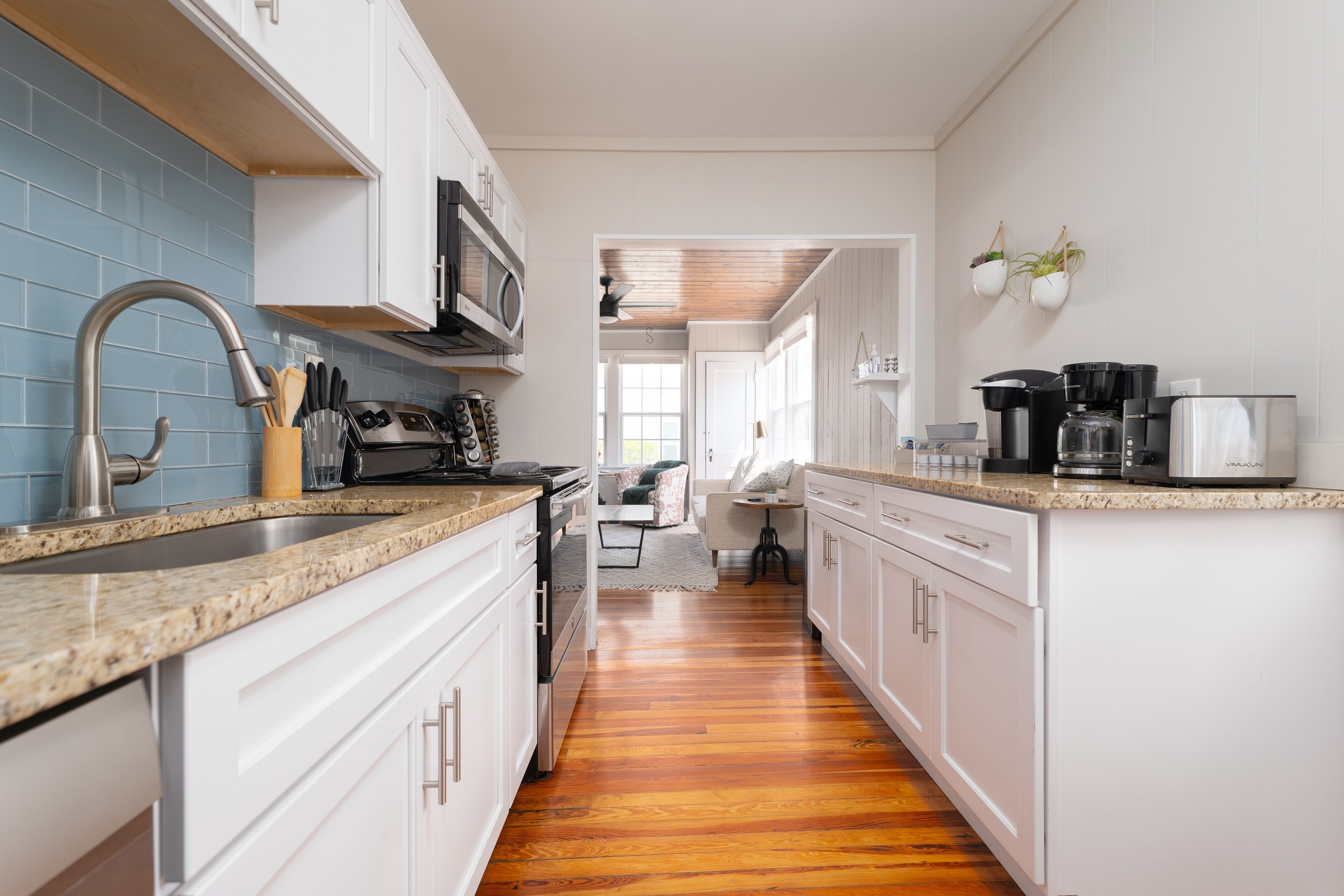 Refrigerador, microondas, parrilla de estufa y lavavajillas 