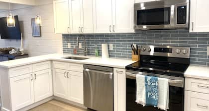 Remodeled for Summer '21 Townhouse by the Sea