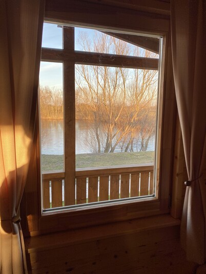 Chata pri jazere 1 - Lake side cottage