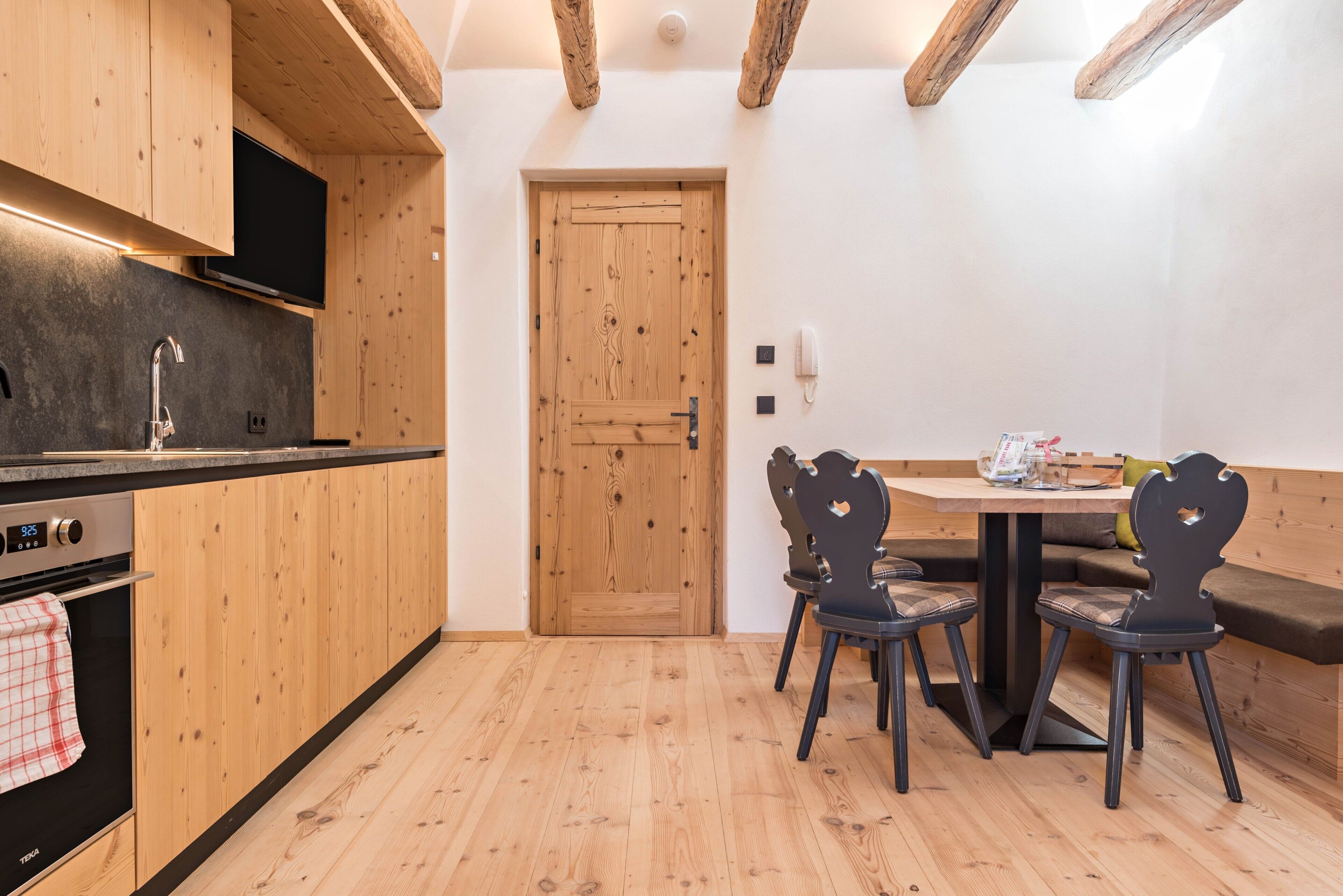 Refrigerador, horno, parrilla de estufa y lavavajillas 