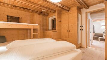 1 Schlafzimmer, BĂŒgeleisen/BĂŒgelbrett, kostenloses WLAN, BettwĂ€sche