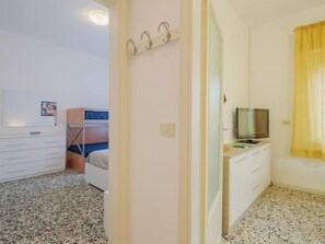 1 Schlafzimmer, Bügeleisen/Bügelbrett, WLAN