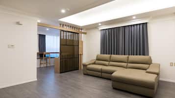In-room safe, desk, laptop workspace, blackout drapes