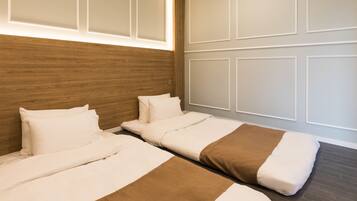 In-room safe, desk, laptop workspace, blackout curtains