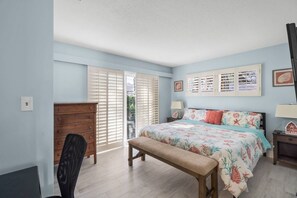 2 Schlafzimmer, Schreibtisch, Bügeleisen/Bügelbrett, kostenloses WLAN