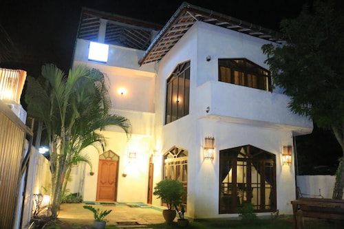 Hotel Nathariya Negombo