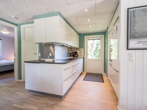 3 soverom, individuelt innredet og sengetøy
