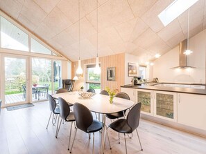 Dining - 6 Person Holiday Home in Blavand (Blavand)