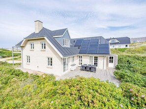 Unclassified image, 3 of 44, button - Holiday Home in Henne (Henne)