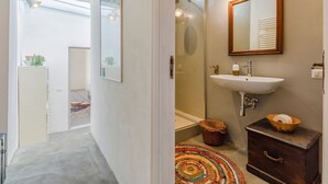 Unclassified image, 5 of 30, button - Enticing Holiday Home in Catania near Roman Theatre (Catania)