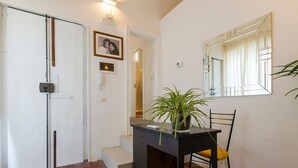 Unclassified image, 4 of 30, button - Enticing Holiday Home in Catania near Roman Theatre (Catania)