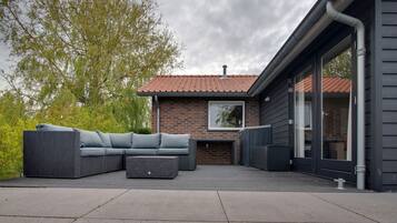 House | Balcony