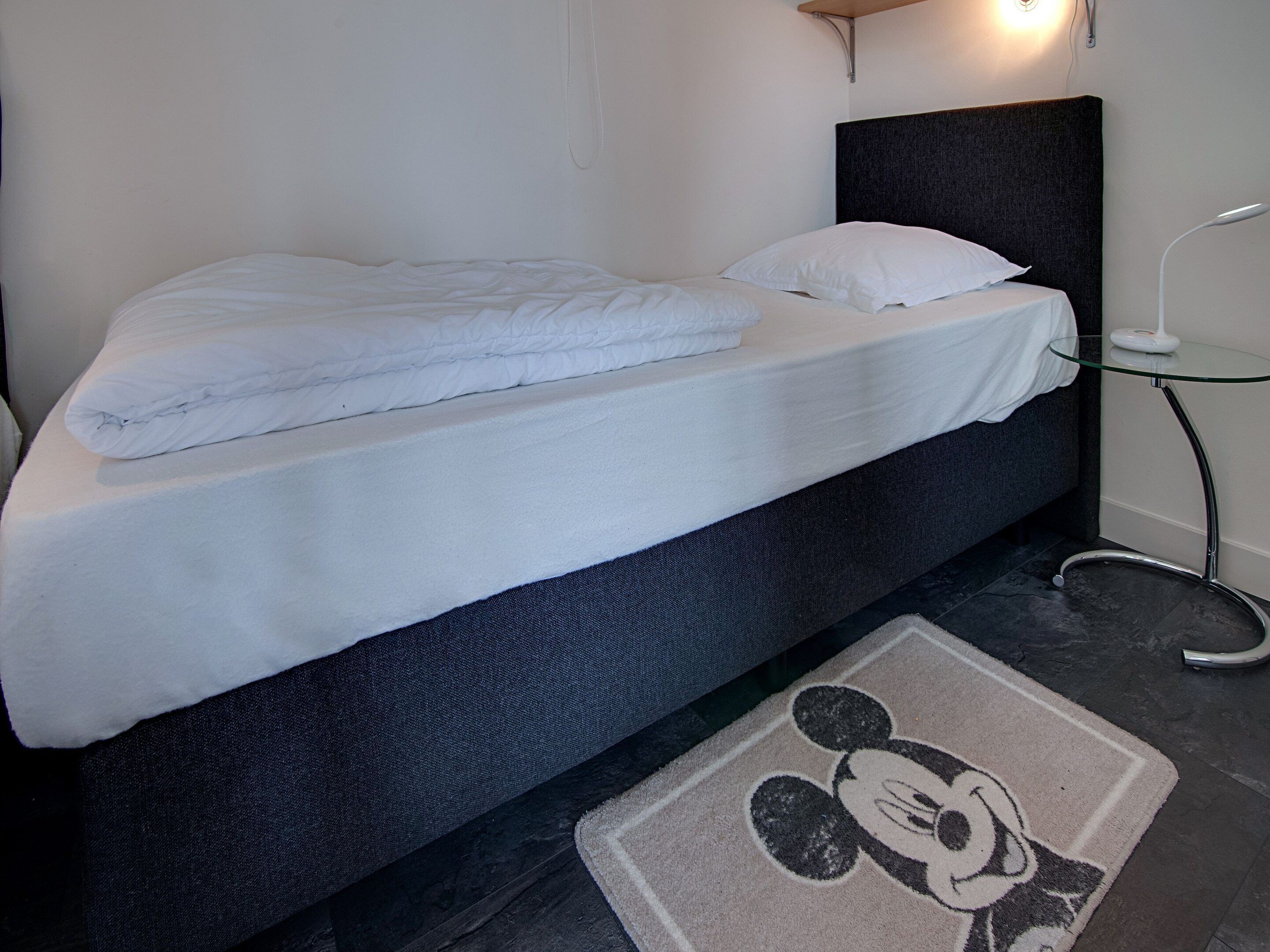 House | 2 bedrooms, individually furnished