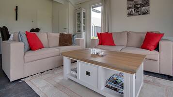 House | Living room