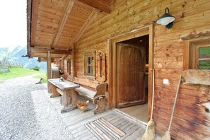 Balcony - Chalet in Rauris Near Ski Paradise (Rauris)