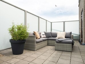Apartment | Balcony - Apartment in The Hague Near the Beach (The Hague)