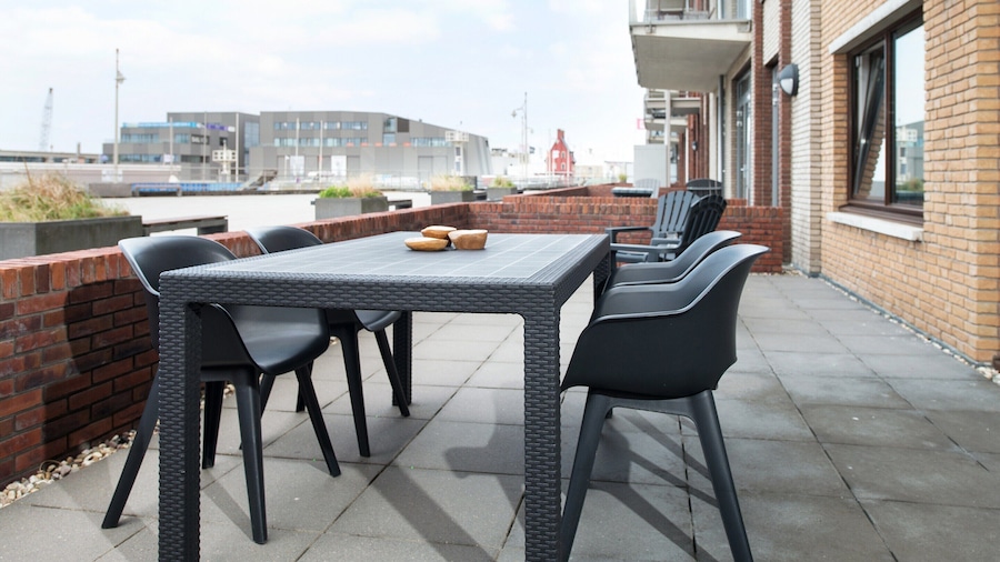 Ground Floor Apartment near Scheveningen